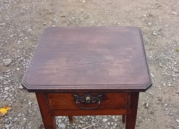 Ancienne table de nuit n°11574