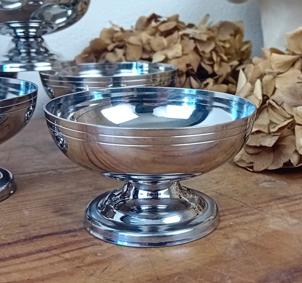 Lot de 6 coupes a glace vintages en inox n°11578