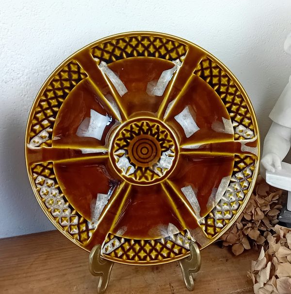 Lot de 6 assiettes a huitres en barbotine n°11581