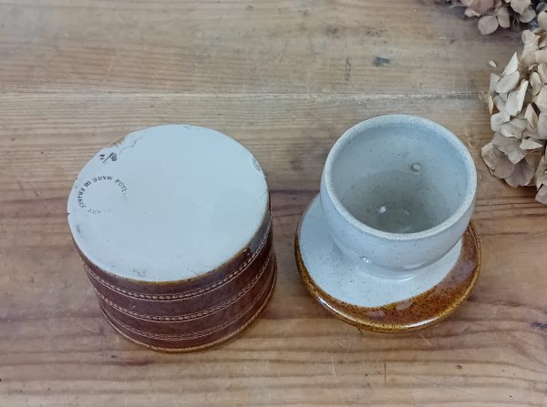Beurrier a eau en grès du Berry n°11555
