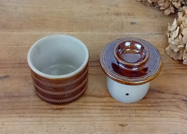 Beurrier a eau en grès du Berry n°11555