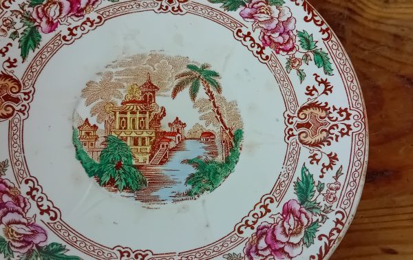 Lot de 4 anciennes assiettes Cyprus Sarreguemines n°11602