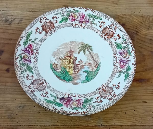 Lot de 4 anciennes assiettes Cyprus Sarreguemines n°11602