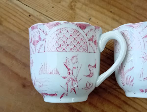 Lot de 2 anciennes tasses / Terre de fer / Gien / n°11615