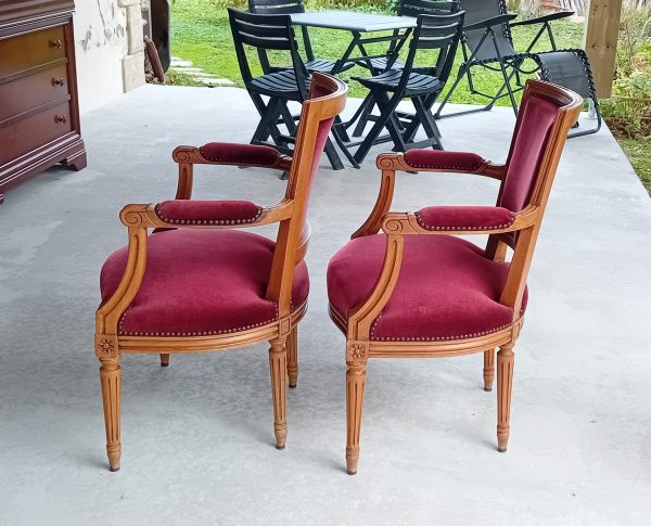 Paire de fauteuils cabriolets Louis XVI n°11623