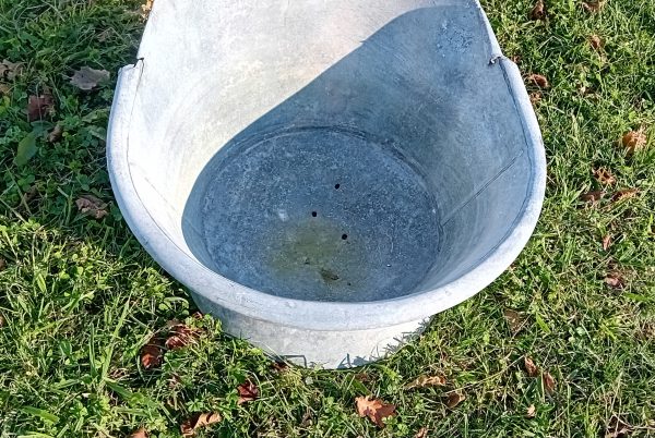 Ancienne baignoire en zinc n°11650