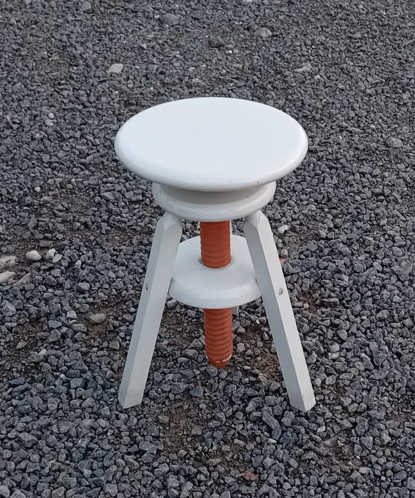 Tabouret a vis en bois n°11658