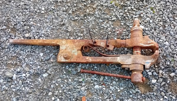 Ancien étau de forgeron n°11666