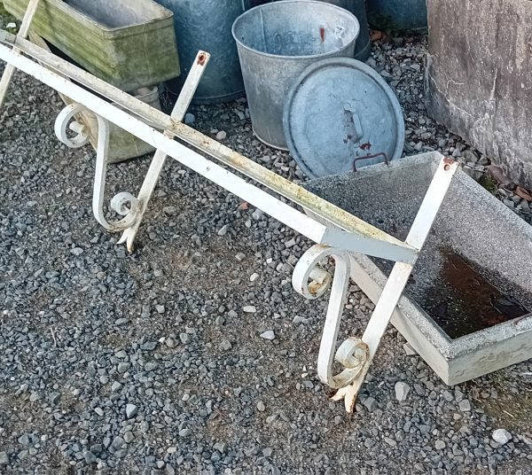 Ancienne grande étagère en fer forgé n°11668