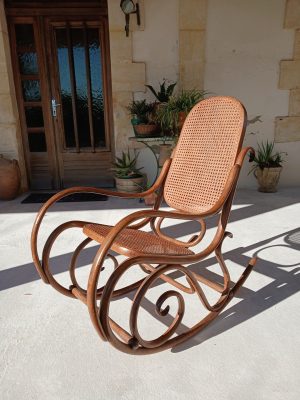 Ancien Rocking Chair Thonet / Bois courbé / n°11672