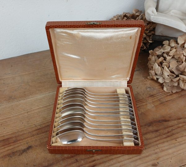Coffret 12 cuillères a café Art déco en métal argenté n°11680