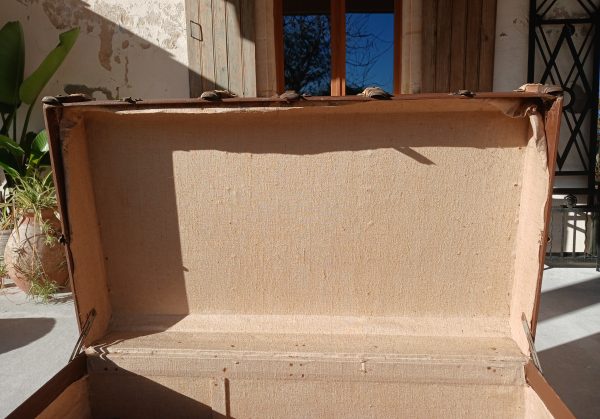 Ancienne malle de voyage n°11687