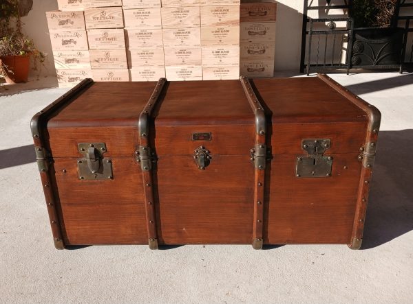 Ancienne grande malle de voyage n°11689 // Réservée a SV//