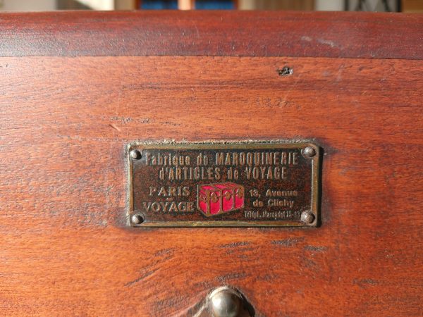 Ancienne grande malle de voyage n°11689 // Réservée a SV//