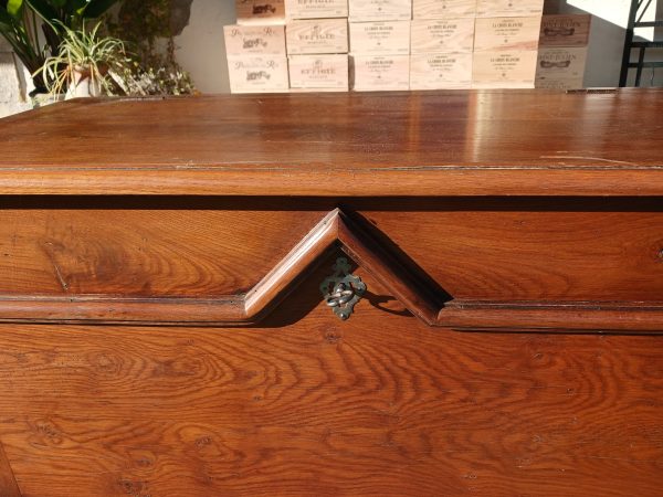 Grand coffre en chêne n°11691