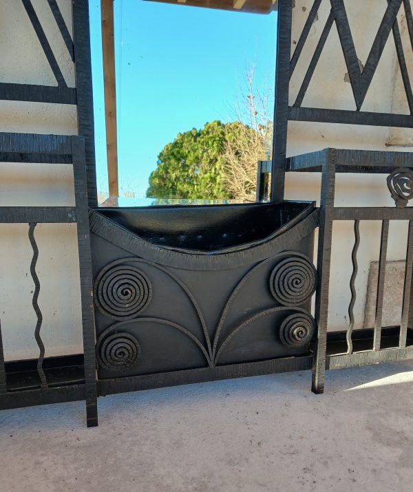 Ancien vestiaire en fer forgé / Art Déco / n°11693