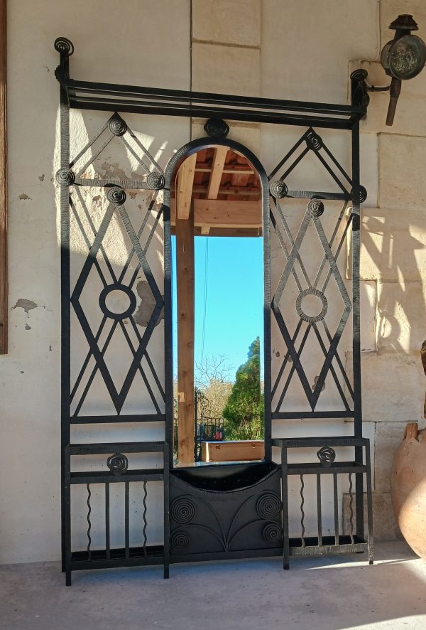 Ancien vestiaire en fer forgé / Art Déco / n°11693