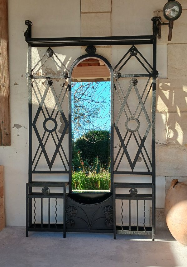 Ancien vestiaire en fer forgé / Art Déco / n°11693