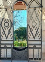 Ancien vestiaire en fer forgé / Art Déco / n°11693