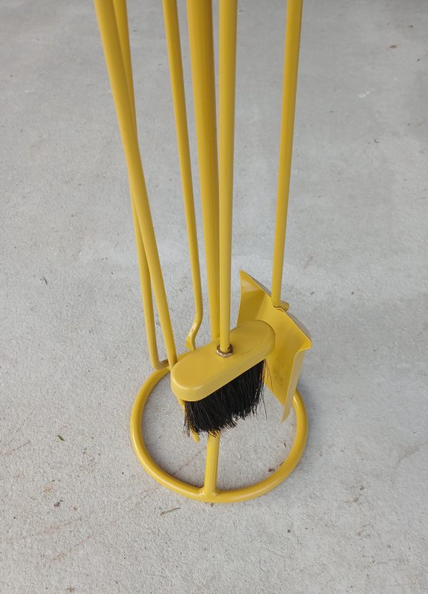 Serviteur en métal pour cheminée jaune n°11708