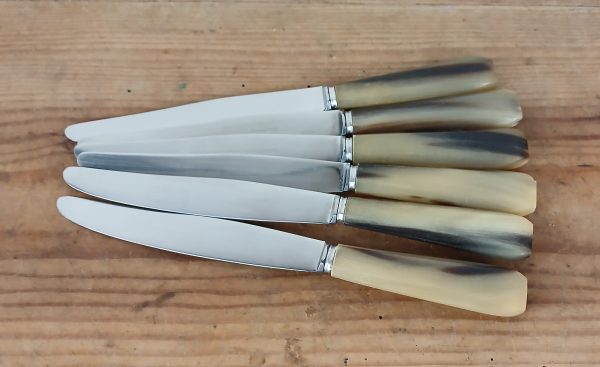 Lot de 6 anciens couteaux n°11802