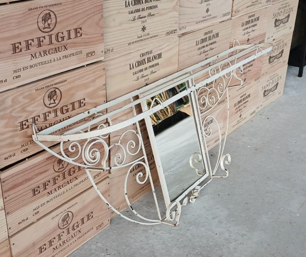 Ancien vestiaire mural en fer forgé n°11723