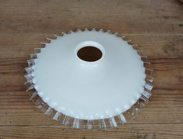 Abat jour en opaline / Lustre / Vintage / n°11735
