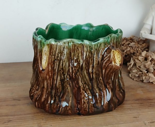 Ancien cache pot en barbotine n°11747