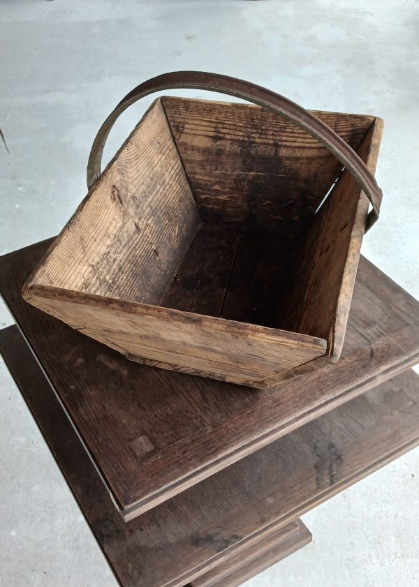 Ancien panier de vendange en bois n°11932