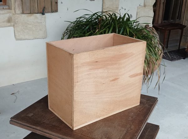 Caisse de rangement en contreplaqué n°11936