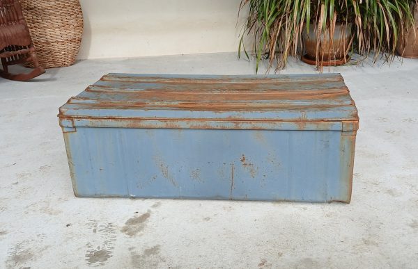 Caisse en en métal /cantine en fer / n°11958