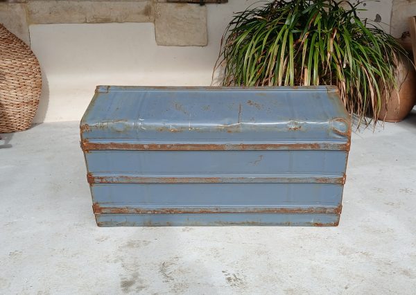 Caisse en en métal /cantine en fer / n°11958