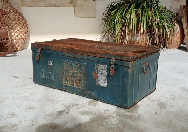 Caisse en en métal /cantine en fer / n°11962