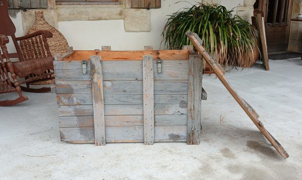 Ancienne grande caisse en bois n°11963