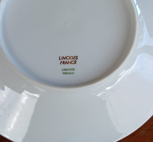 Tasse a petit déjeuner en porcelaine de Limoges n°11971