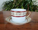 Tasse a petit déjeuner en porcelaine de Limoges n°11973