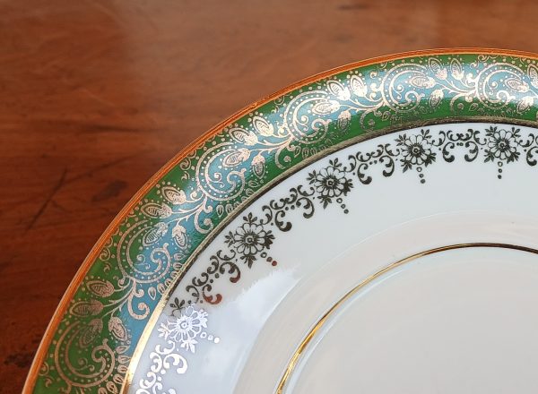 Tasse a petit déjeuner en porcelaine de Limoges n°11975