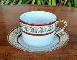 Tasse a petit déjeuner en porcelaine de Limoges n°11977