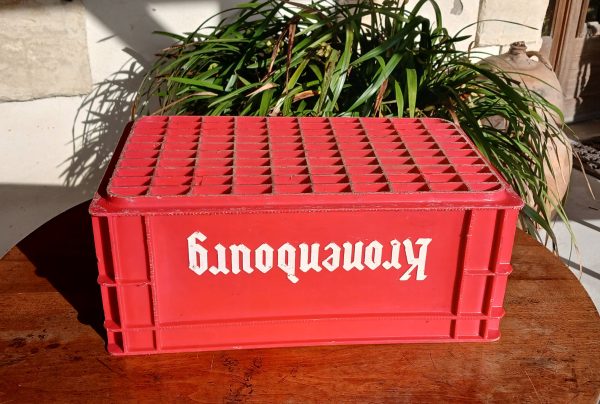 caisse vintage Kronenbourg n°11986