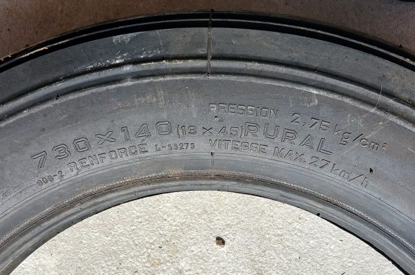 Lot de 2 pneus Kléber Colombes 730x140 n°12000