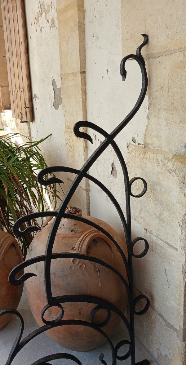 Ancienne grille de séparation en fer forgé n°12002