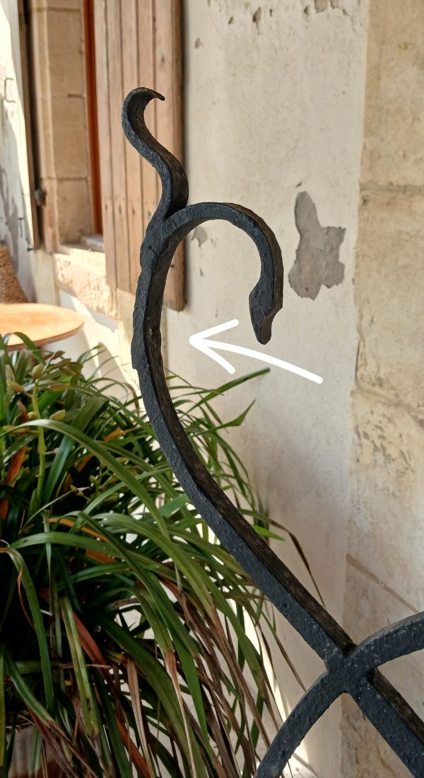 Ancienne grille de séparation en fer forgé n°12002