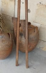 Ancienne paire d'échasses en pin n°12004