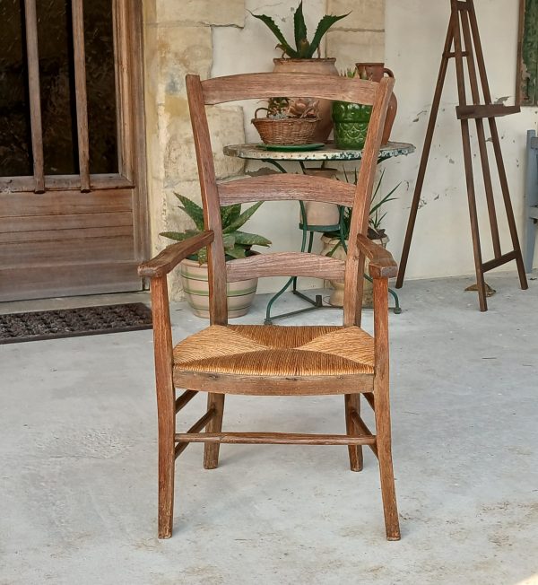 Ancien fauteuil paillé n°12003