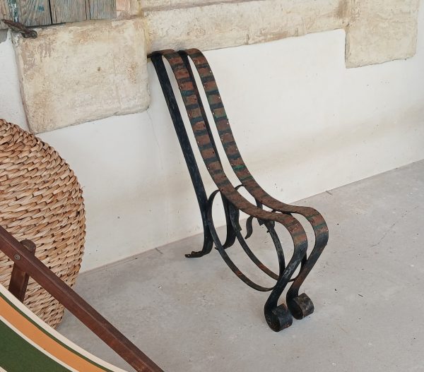 Anciens pieds de banc en fer forgé n°12095