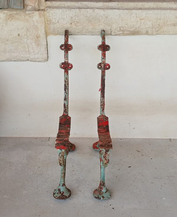 Anciens pieds de banc en fonte n°12098