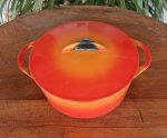 Cocotte vintage en fonte orange n°12116