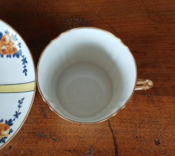 Ancienne tasse thé en porcelaine de Limoges n°12111