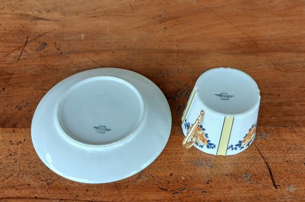 Ancienne tasse thé en porcelaine de Limoges n°12111